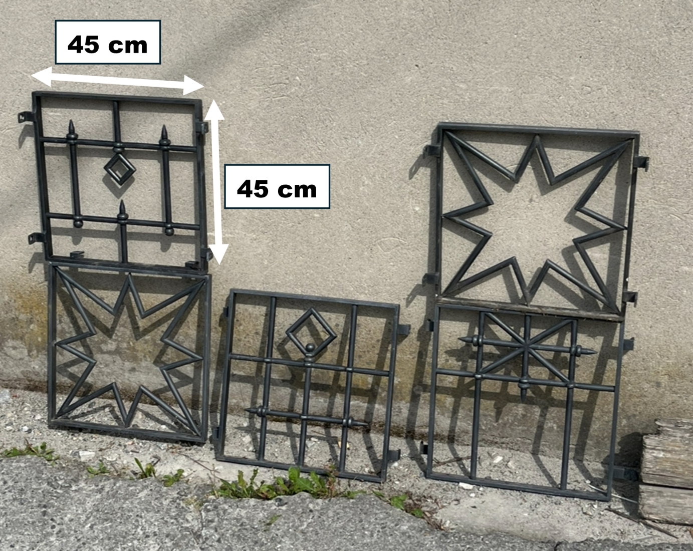 Grate per finestra, forma quadrata (motivi vari)