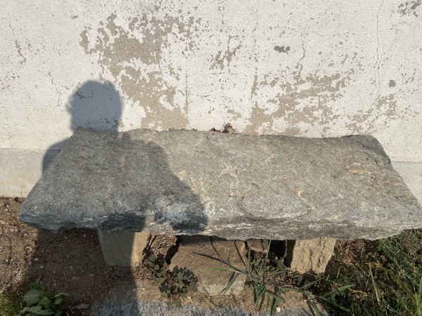 Panca in granito (stile rustico)