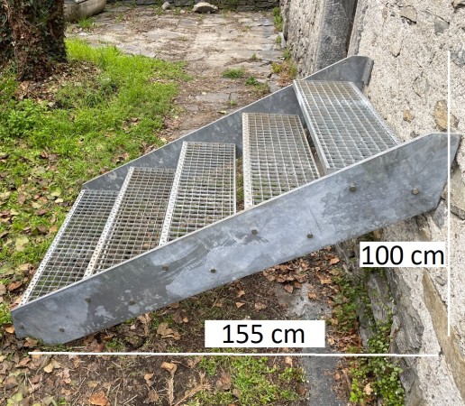Scala in acciaio zincato